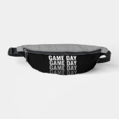 „Game Day Repeat“ Fanny Pack in Fettschrift Bauchtasche (Vorderseite)