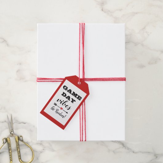 Game Day Vibes Team Personalisierter Herztext Geschenkanhänger (Mit Garn)