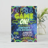 Game On Neon Glow Video Gaming Geburtstagsparty Einladung (Stehend Vorderseite)