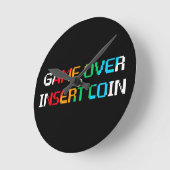 Game Over Insert Coin Runde Wanduhr (Winkel)