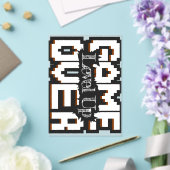Game Over, Level Up: Pixelige Retro-Spielwelt Acryleinladungen (In Situ (Hochzeit))