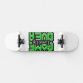 Game Over, Level Up: Pixelige Retro-Spielwelt Skateboard (Horizontal)
