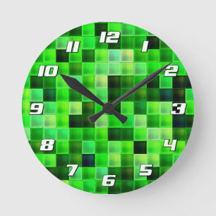 Game Pixels Green Square Patter mit Zahlen Runde Wanduhr