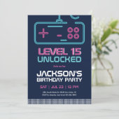 Gamer Boy Level Unlocks Video Games Blue Geburtsta Einladung (Stehend Vorderseite)