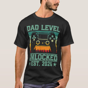 Gamer Daddy Vater Level Unlocks Est 2026 Bald T-Shirt