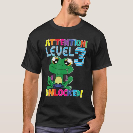 Gamer Frog Boy Achtung Stufe 3 Entsperrtes Gaming T-Shirt (Vorderseite)