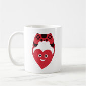Gamer-Gamer-Controller und ein Herz-Geek Kaffeetasse (Links)