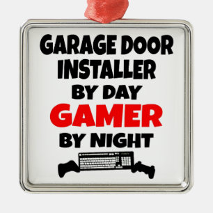 Gamer Garage Door Installer Ornament Aus Metall