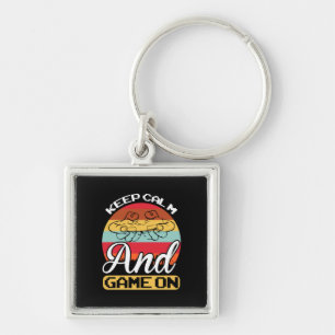 Gamer Gift Behielt Ruhe und Spiel auf Schlüsselanhänger
