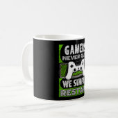 Gamer hören nie auf, wir starten einfach neu kaffeetasse (Vorderseite Links)