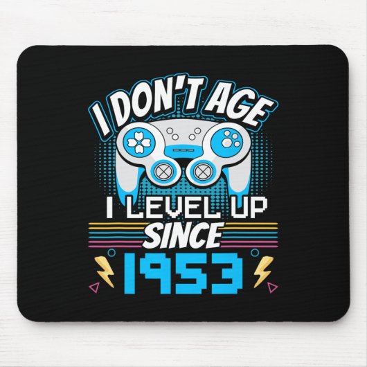 Gamer I Don't Age I Level Up Seit 1953 Gaming Bir Mousepad (Vorne)