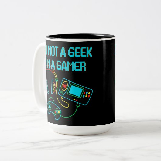 Gamer Retro Neon Black Zweifarbige Tasse (Vorderseite Links)
