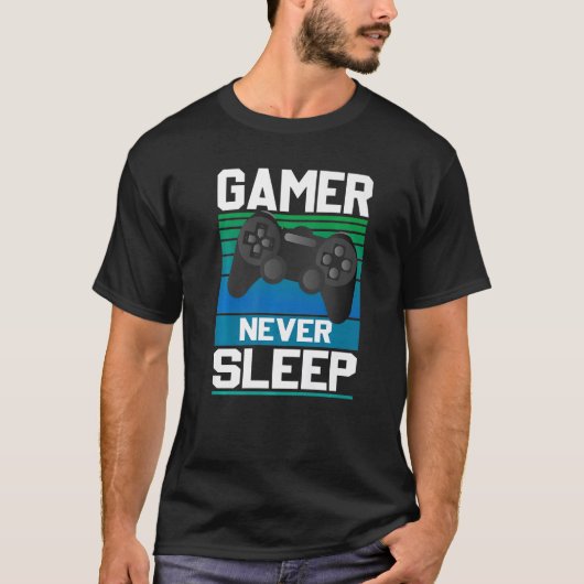 Gamer schlafen nie in den Geeks des lustigen Video T-Shirt (Vorderseite)