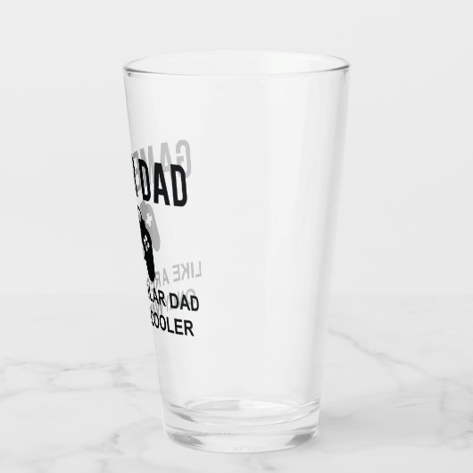 Gamer-Vater wie ein normaler Vater nur viel Cooler Glas (Links)