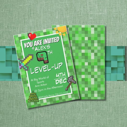 Gamer's Birthday Invitation Green Pixels Einladung