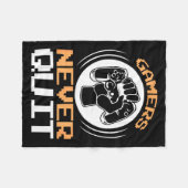Gamers Never Quit Funny Gaming Quotes Gift For Gam Fleecedecke (Vorderseite (Horizontal))