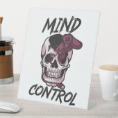 Gaming-Design für Mini-Kontrollen Sockelschild (In Situ)