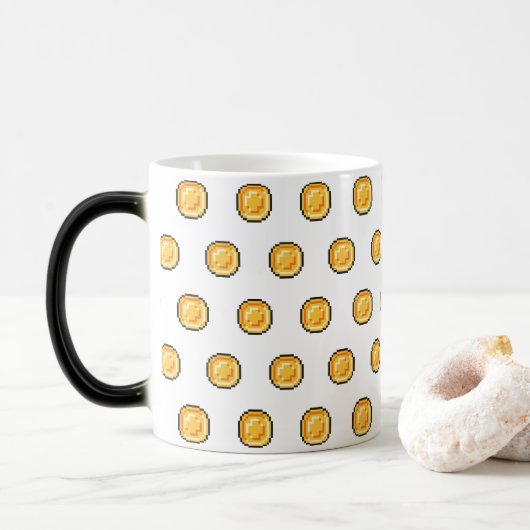 Gaming Gold Coin 8-Bit Pixel Style Muster Verwandlungstasse (Mit Donut)