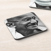 GANDHI GETRÄNKEUNTERSETZER (Linke Seite)