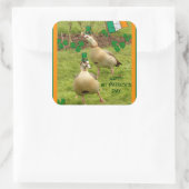 Gänse darstellend ein wenig irisch tanzen quadratischer aufkleber (Tasche)