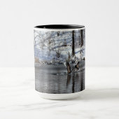 Gänse, die im Flug von Wasser abheben Tasse (Zentrum)