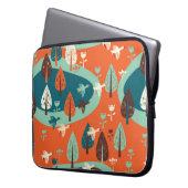 Gänse und Wald Laptopschutzhülle (Vorderseite Links)
