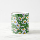 Gänseblümchen auf der Wiese. Tasse (Mittel)