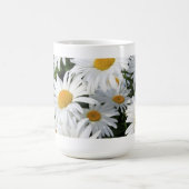 Gänseblümchen-Blumen, die weiß wachsen Kaffeetasse (Mittel)