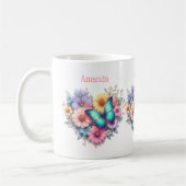 Gänseblümchen mit einem schönen Schmetterling Kaffeetasse (Links)