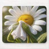 Gänseblümchen niest in ein Taschentuch Mousepad (Vorne)