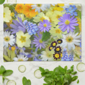 Gänseblümchen, Primel, Osterglocken Blumen Geschirrtuch (Gefaltet)