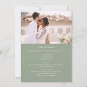 Ganze auf einer Stufe Grün Minimalistisches Foto H Einladung (Rückseite)