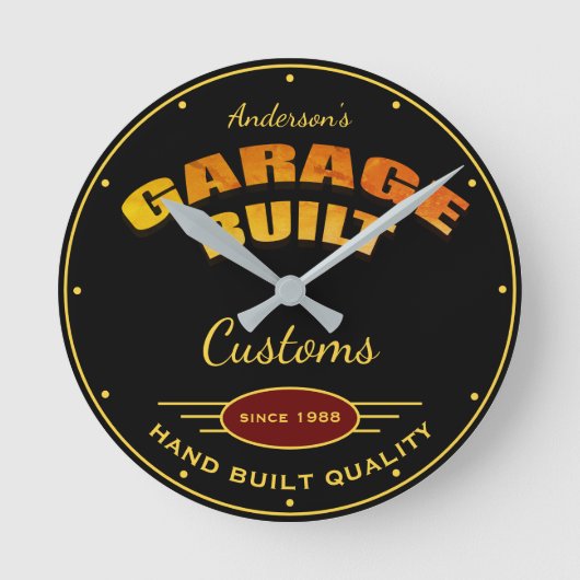 Garage Built Customs Black Any Name Date Runde Wanduhr (Vorderseite)