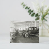 Garage für antike Autos, Anfang des 19. Jahrhunder Postkarte (Stehend Vorderseite)