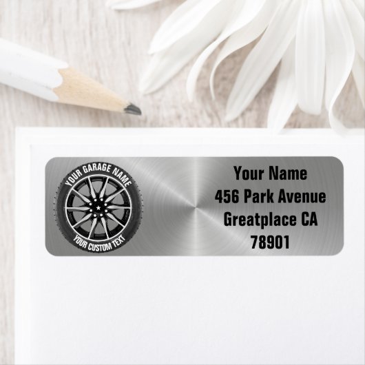 Garage oder Kfz-Reparatur Eigentümer Auto-Rad Rück (Insitu)