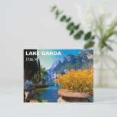 Gardasee & gelbe Blumen Ölgemälde Postkarte (Stehend Vorderseite)