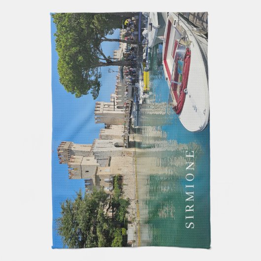 Gardasee Sirmione Burgen von Castel San Pietro Geschirrtuch (Vertikal)