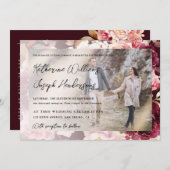 Garden Burgundy Script Kalligrafy Foto Wedding Einladung (Vorne/Hinten)