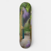 Garden Gate and Wisteria Skateboard (Vorderseite)
