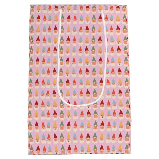 Garden Gnomes Rosa Hintergrund Mittlere Geschenktüte (Rückseite)
