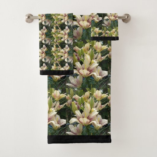 Garden Lilies Badhandtuch Set (Insitu)