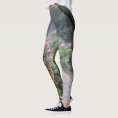 Garden Pathway in Bloom kreiert natürliche Farbe Leggings (Links)