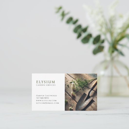 Gardener Foto Template Business Card Visitenkarte (Stehend Vorderseite)
