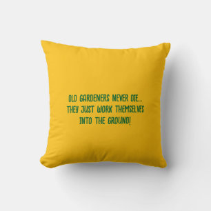 Gardeners Throw Pillow Kissen