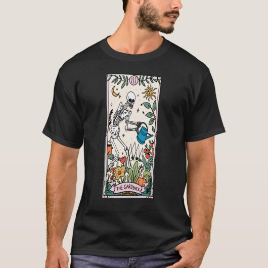 Gardening Because Murder Is Wrong Tarot Skeleton G T-Shirt (Vorderseite)