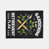 Gardening Is My Retirement Plan Funny For Garden L Fleecedecke (Vorderseite (Horizontal))