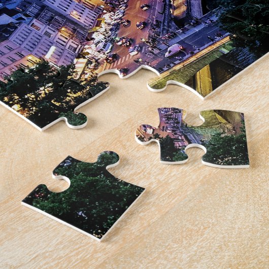 Gargolye liegt nachts über Paris Puzzle (Seite)