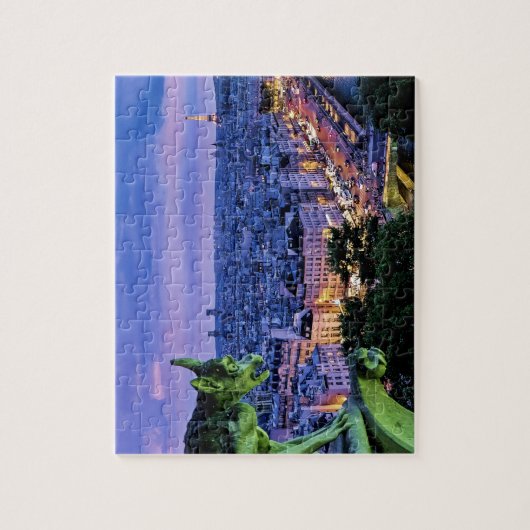 Gargolye liegt nachts über Paris Puzzle (Vertikal)