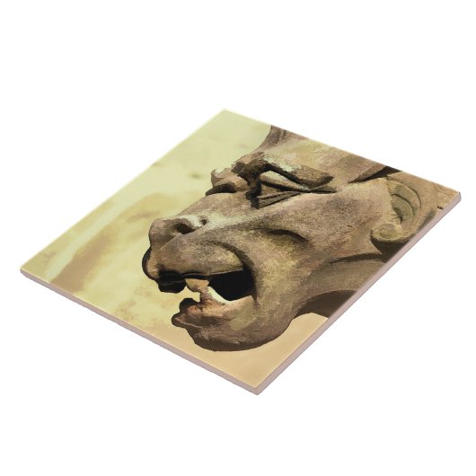 GARGOYLE FLIESE (Seite)