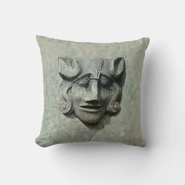 Gargoyle - St. Mary's - Beverley Kissen (Vorderseite)